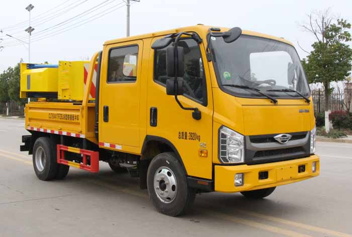 福田雙排博鱼体育app官网登录防撞車|CLT5041TFZBJ6型防撞緩衝車